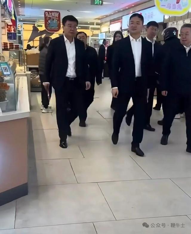  轻量化部署与开源大模型，轻松开启低门槛智能创业之路 IT技术 轻量化部署与开源大模型，轻松开启低门槛智能创业之路 IT技术 轻量化部署与开源大模型，轻松开启低门槛智能创业之路 IT技术