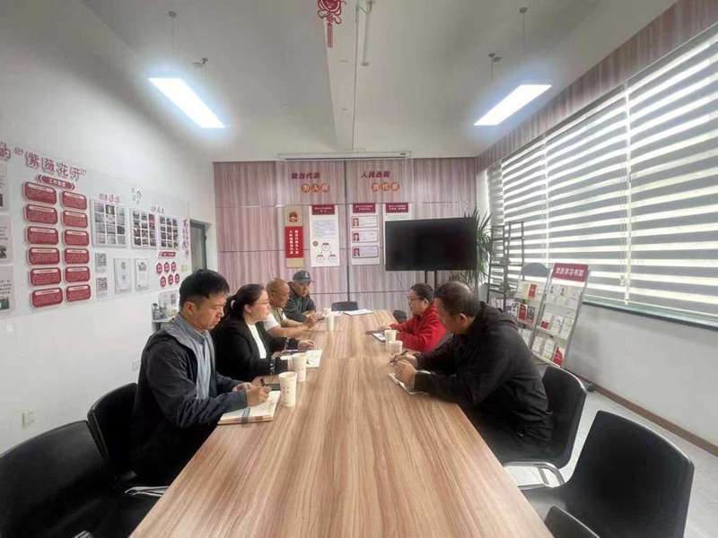  【党建网格治理实践】石化街道如何用500平方米闲置绿地撬动停车难题 房产家居